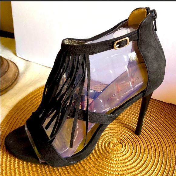 Black Shoes Heels ✨👠✨ - Picture 6 of 7